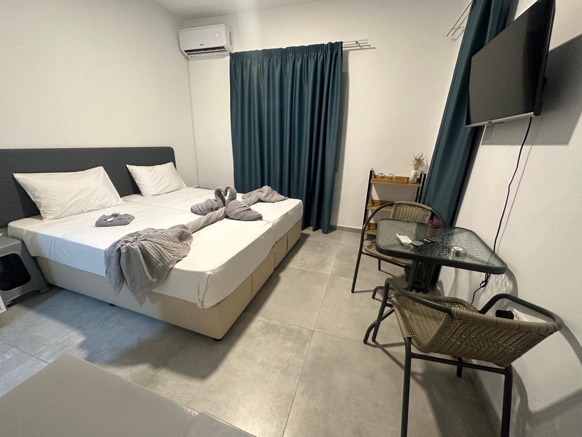 Sun Plaza Suites - Adults Only Айя Напа Екстериор снимка