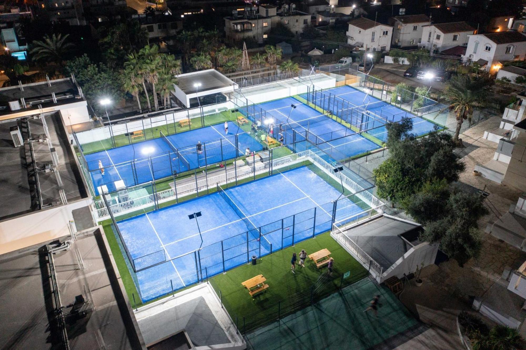 Sun Plaza Suites - Adults Only Айя Напа Екстериор снимка